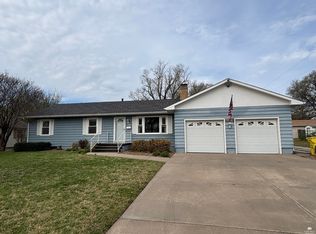 104 N Jefferson St, Abilene, KS 67410