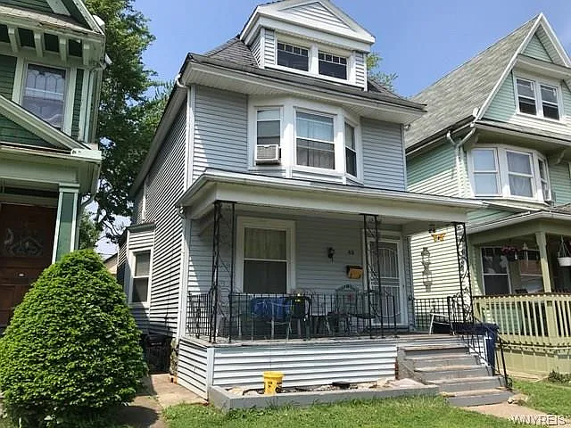 88 Greenwood Pl photo 1