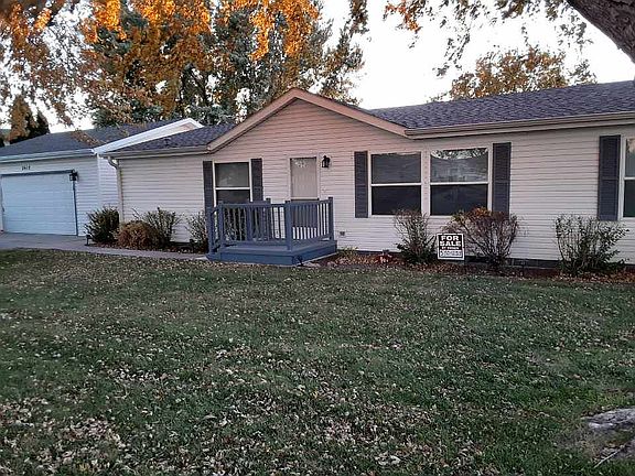 2nd image of 2612 Lynn Ct