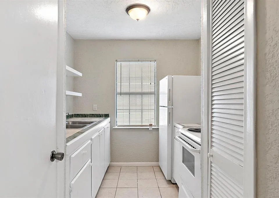 1927 Ave M 1/2