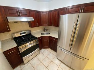 68-05 242 Street #31A, Little Neck, NY 11362