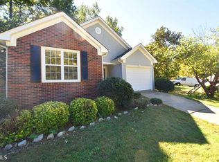 616 N Fairfield Dr, Peachtree City, GA 30269