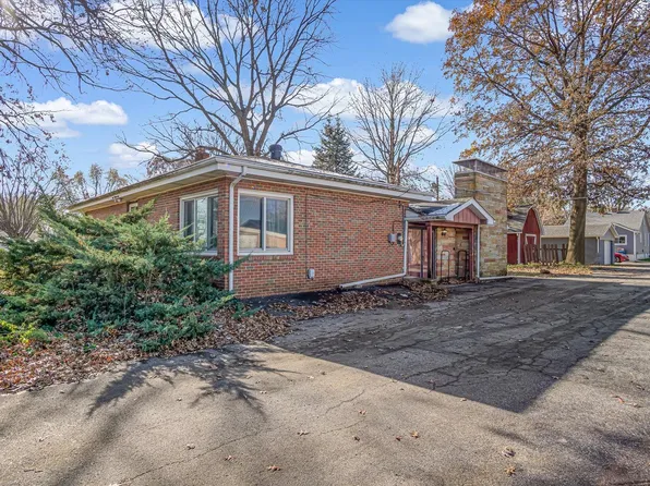 101 Pennsylvania Ave, South Roxana, IL 62087