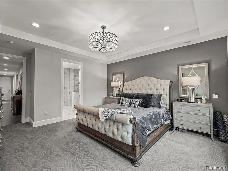 3511 Lakecrest Dr — Photo 36