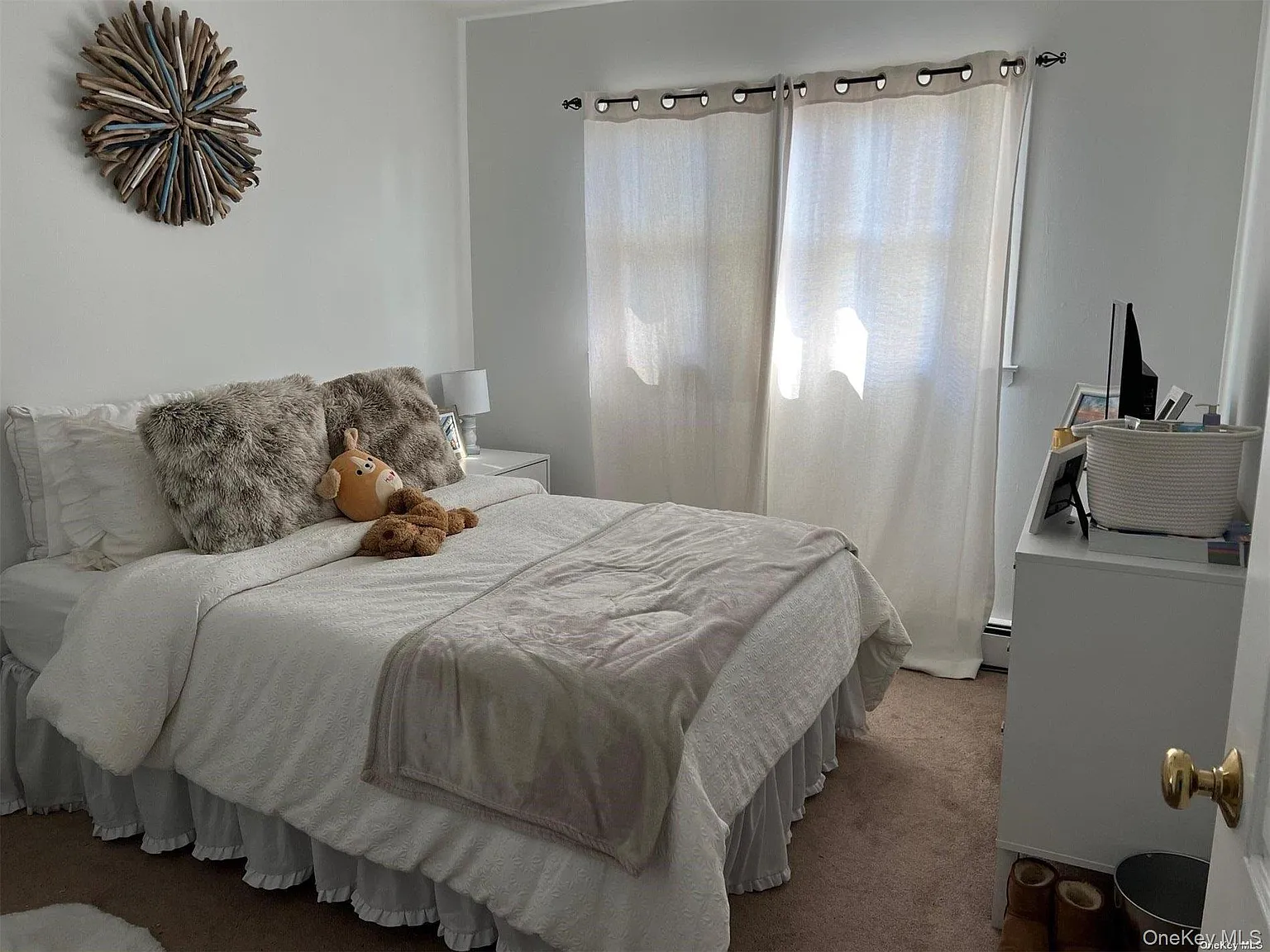 3 bed, 2.0 bath, 1200 sqft, $3,750 — Photo 4