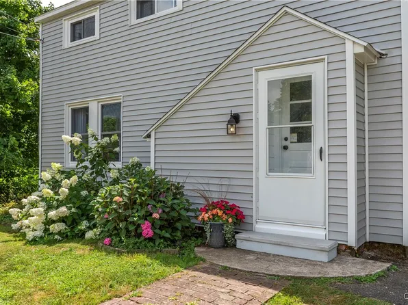 110 Zoller Ave, Herkimer, NY 13350