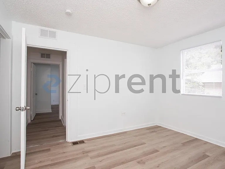 2184 W 45th St — Photo 20
