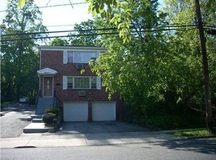 18 Saint Lukes Pl, Montclair, NJ 07042