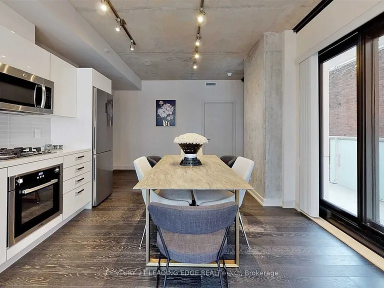 11 Charlotte St #308 — Photo 14