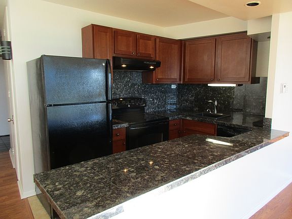3rd image of 300 N State St APT 4627