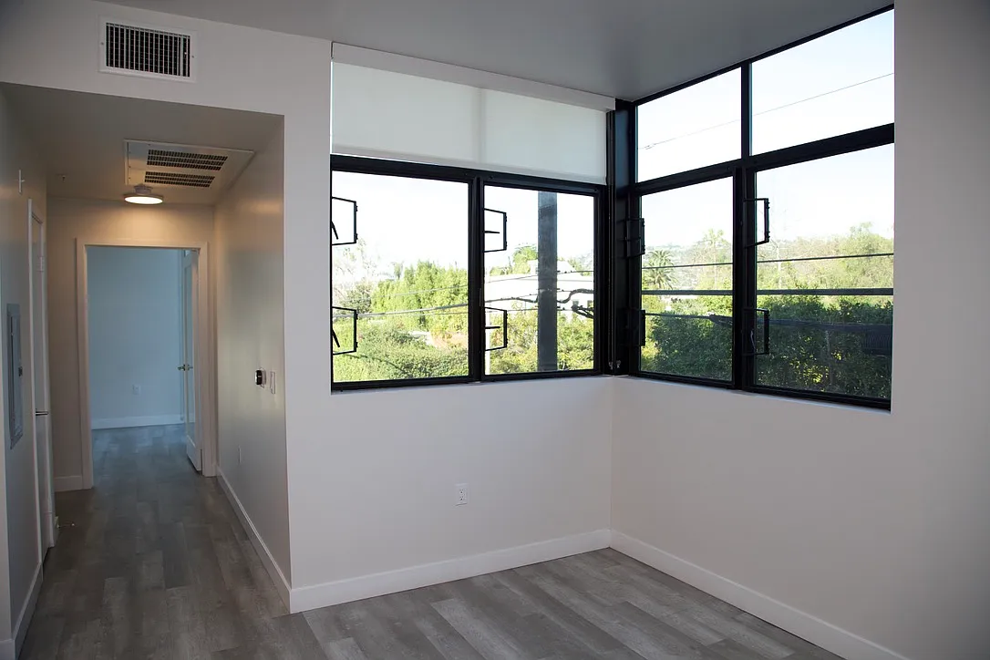 The Melrose — Photo 1