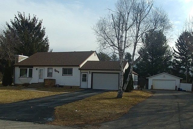 1st image of 1716 Charlotte Dr