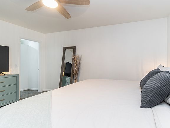 4th image of 3119 W Cochise Dr Unit 120