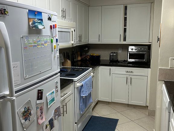 3rd image of 8007 NW 15th Mnr