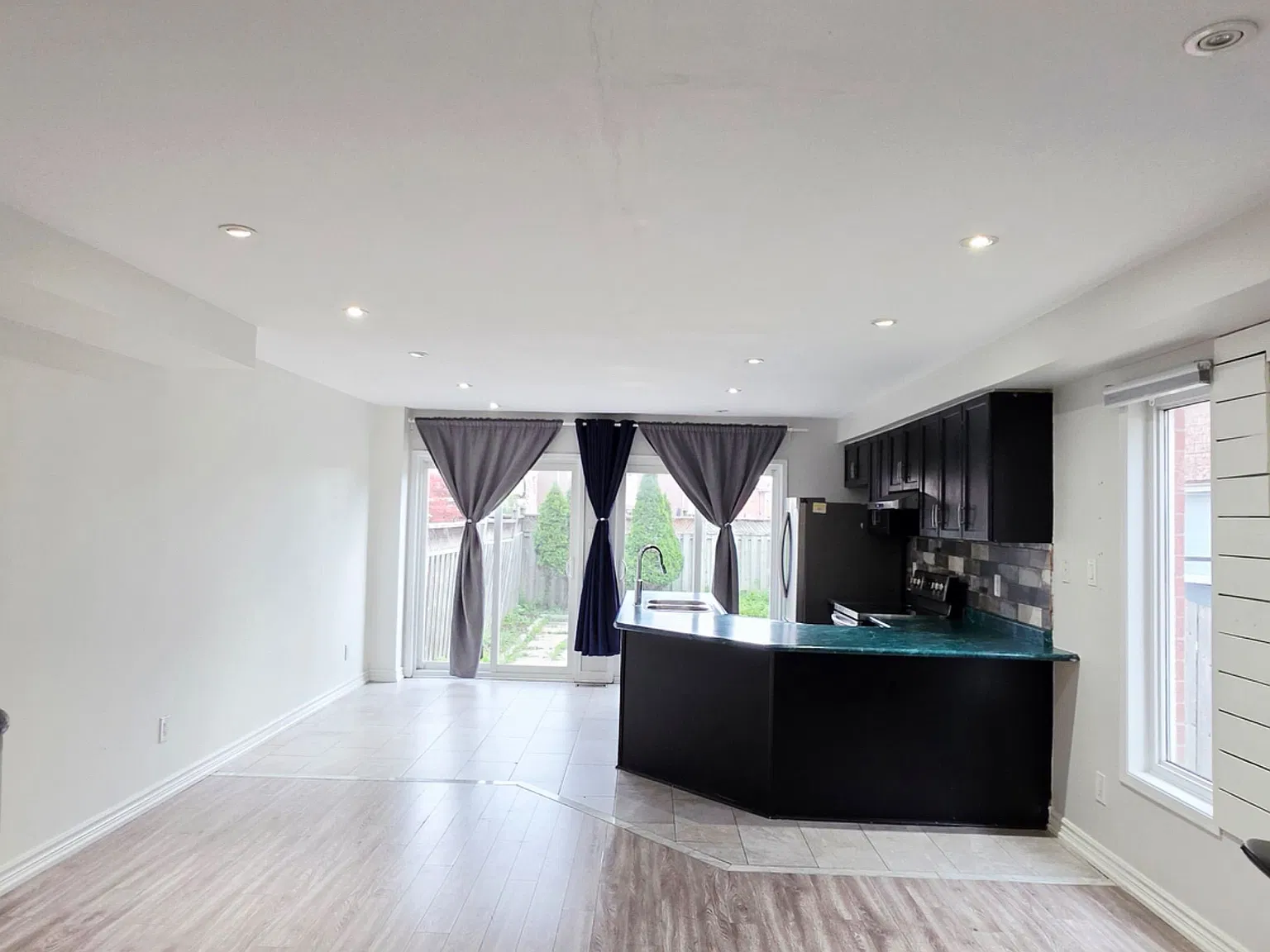 3 bed, $3,300 — Photo 3