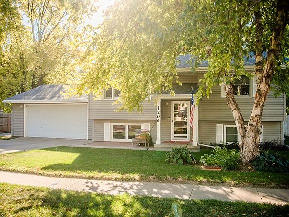 4th image of 1206 Timber Ln