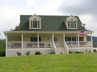 1413 Cripple Creek Rd, Wytheville, VA 24382