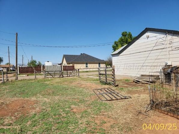 226 Sandtrap St, Borger, TX 79007