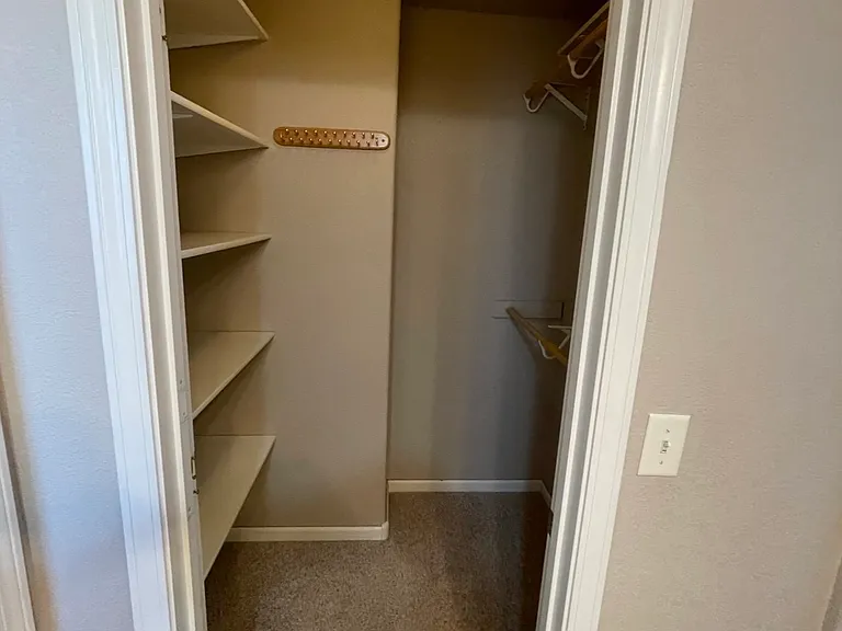 4917 S Pointe Dr — Photo 8