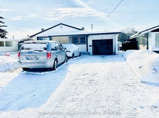 35 Siebert Ave, Kitchener, ON N2C2A5