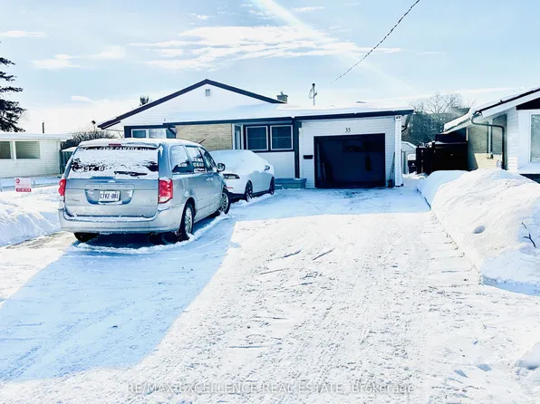 35 Siebert Ave, Kitchener, ON N2C 2A5