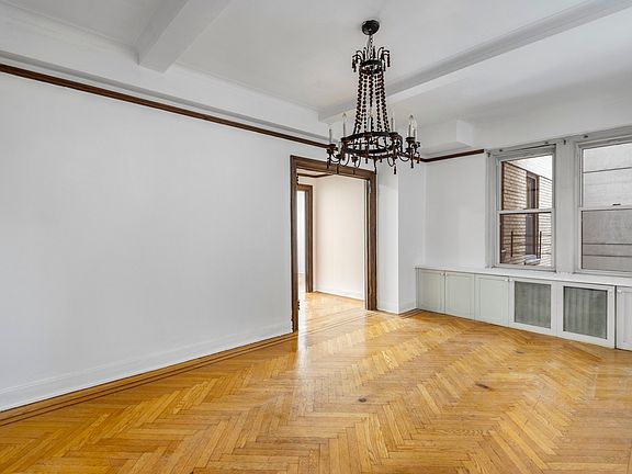 3rd image of 535 W 110th St APT 3H