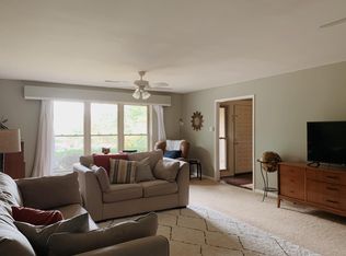 1685 N Boston Pl, Fayetteville, AR 72703
