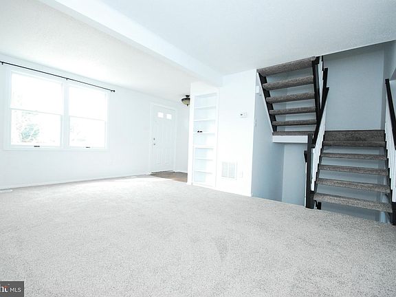 5th image of 5312 Avalon Pl