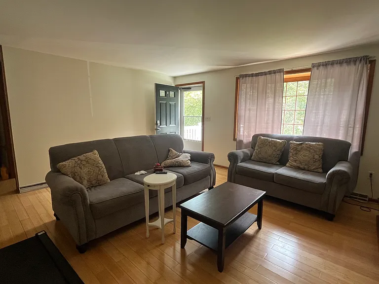 23 Hampshire Dr — Photo 7