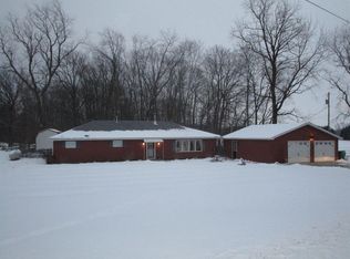 989 S Holmesville Rd, La Porte, IN 46350