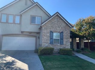 101 Nostalgia Ave, Patterson, CA 95363