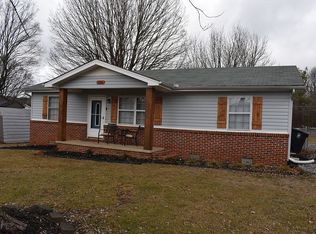 924 Boaz St, Athens, TN 37303