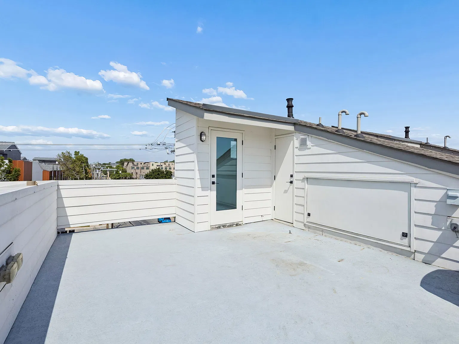2 bed, 2.5 bath, 1805 sqft, $3,250 — Photo 4