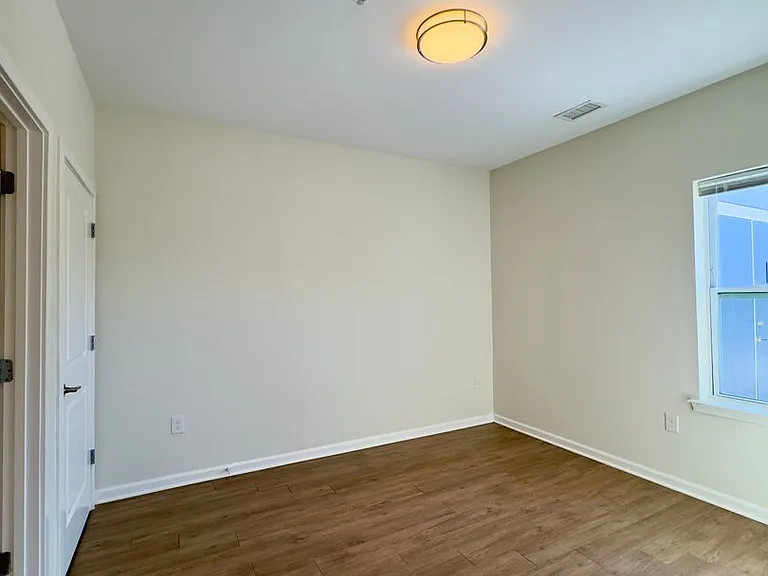 Townhomes along Hamilton Ave, MD! — Photo 28