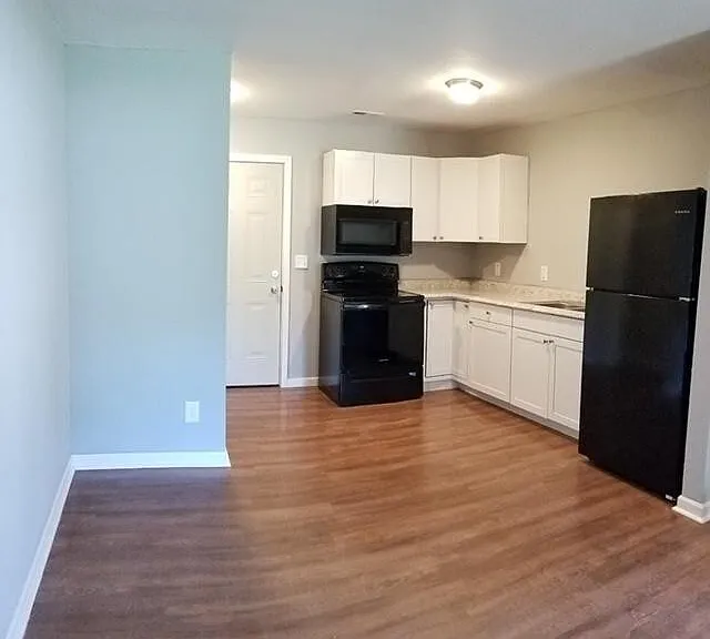 202 Zierdt Rd #B — Photo 4