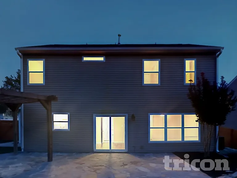 4037 Dover Downs Dr — Photo 17