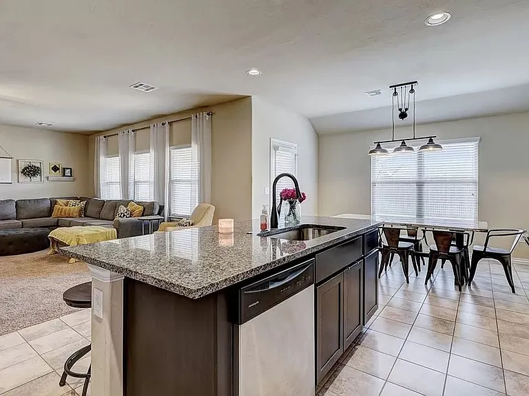 14825 Turner Falls Rd — Photo 4