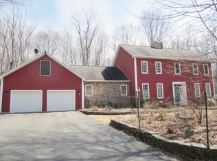 2010 W Laplume Rd, Factoryville, PA 18419
