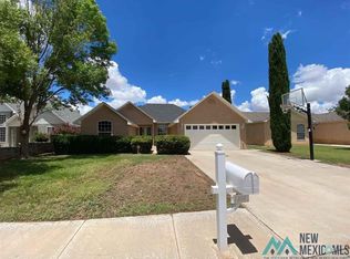 1404 W Bullock Ave, Artesia, NM 88210
