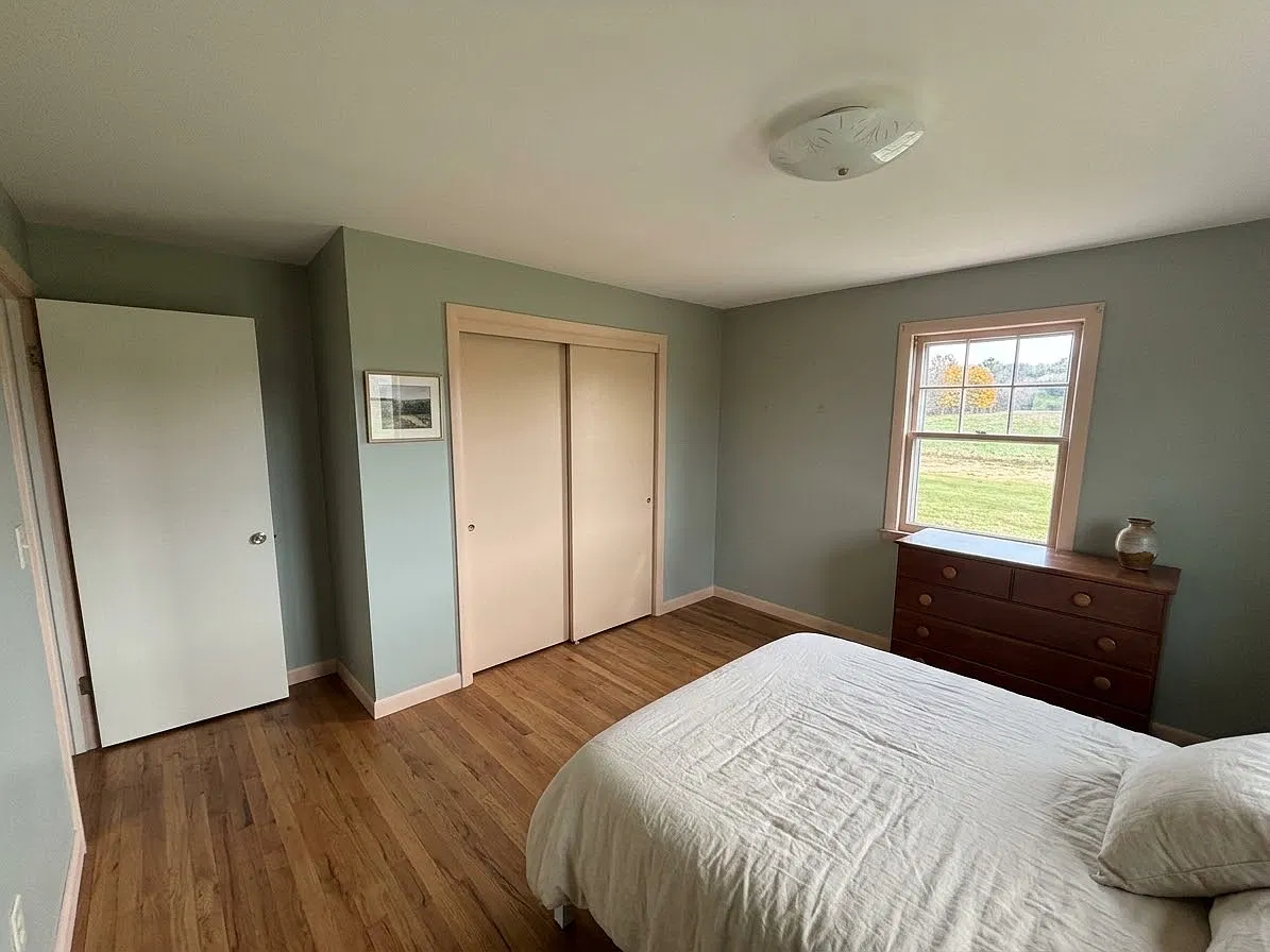 3 bed, 1690 sqft, $900 — Photo 1