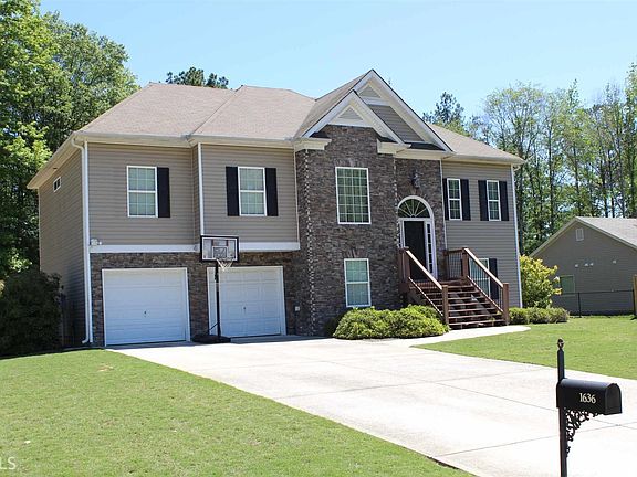 2nd image of 1636 Deer Creek Ln