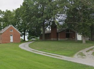 153 Church St, New Memphis, IL 62266
