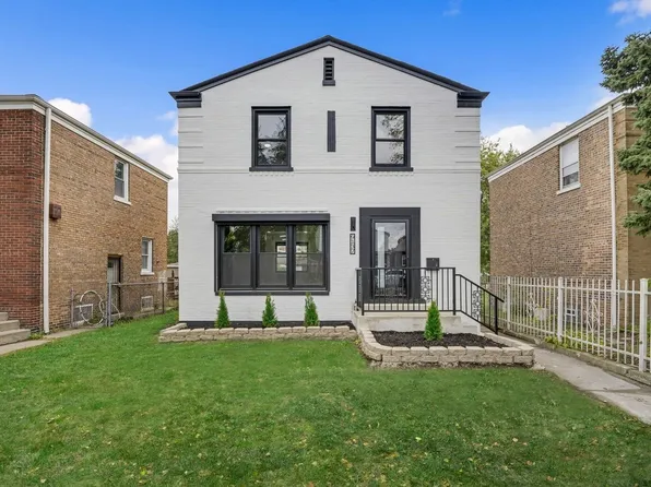 9137 S Saginaw Ave, Chicago, IL 60617