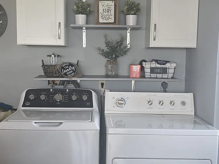 1116 SE Menores Ave — Photo 2