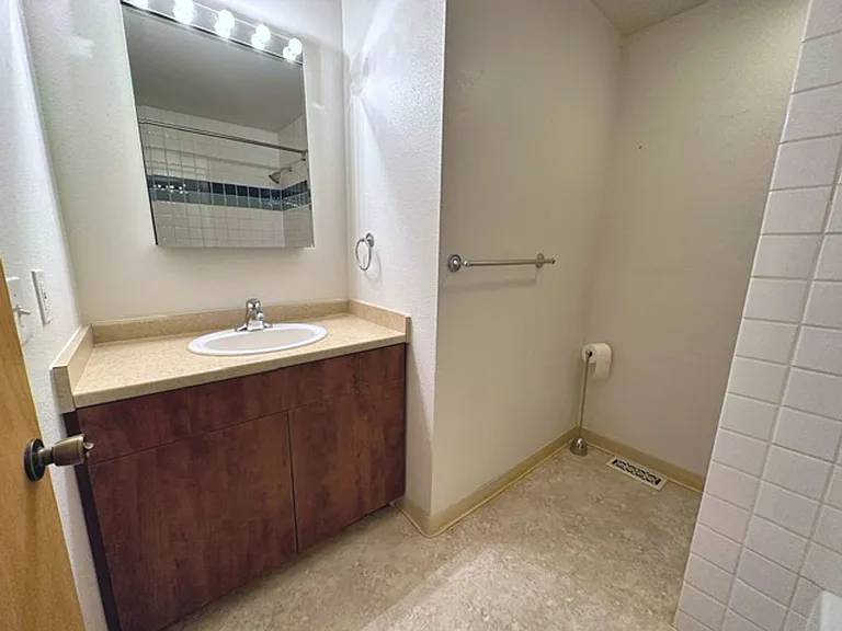 1822 Bellevue Loop — Photo 10