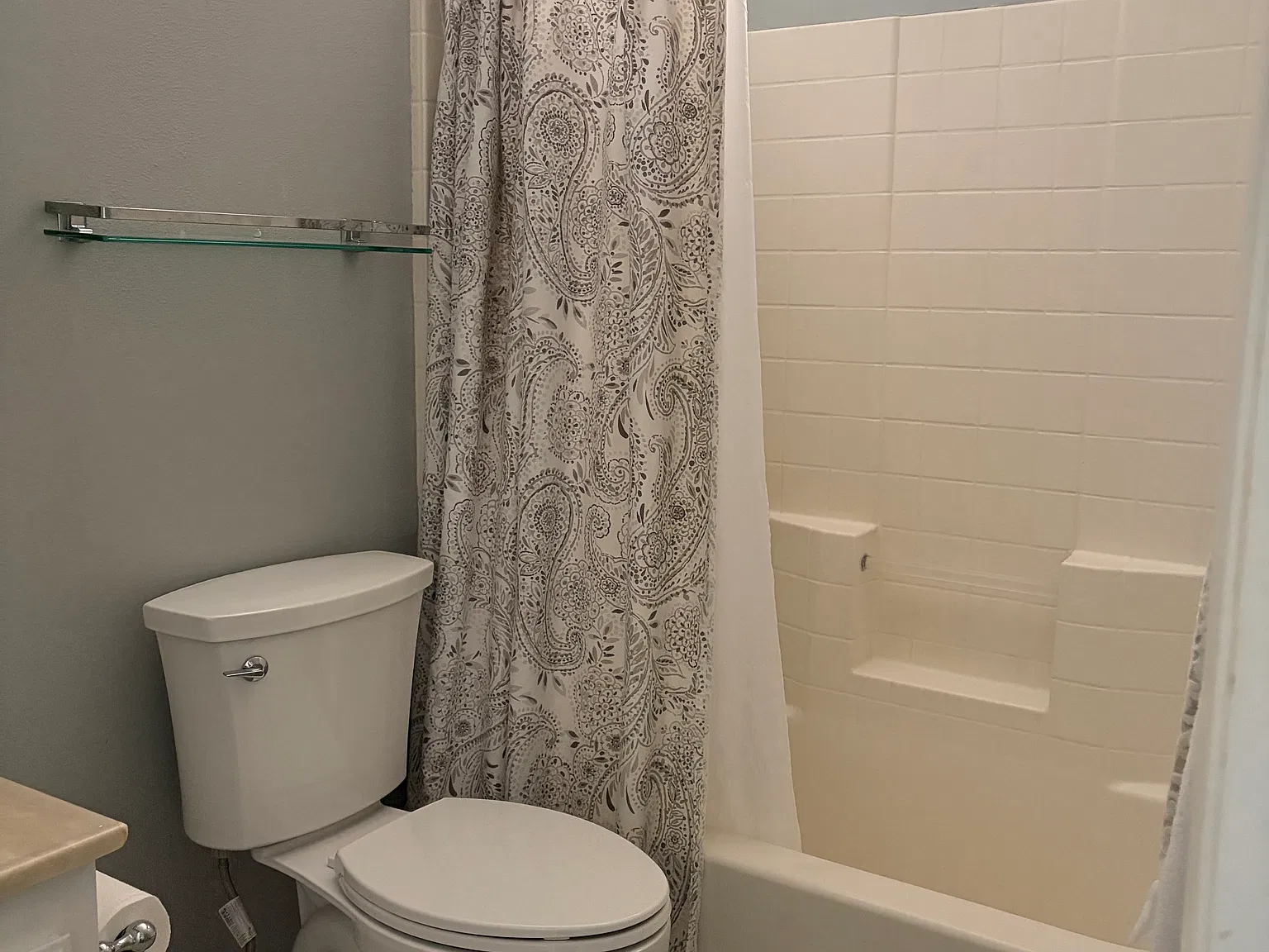 3 bed, 1201 sqft, $900 — Photo 3