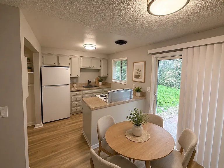 Rhoda Anne Townhomes — Photo 4