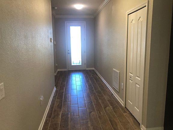 2nd image of 2148 La Palma Ave