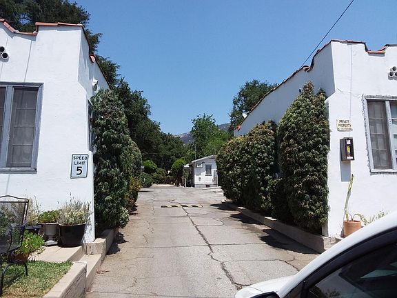 5th image of 117 E Pine St #117