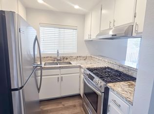 1065 Coronado Ave APT 204, Long Beach, CA 90804